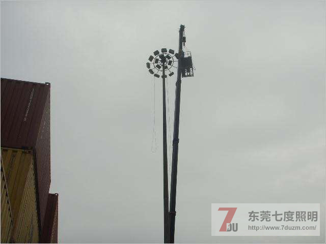 高桿燈廠(chǎng)家指導-自動(dòng)升降高桿燈的日常維護和保養工作